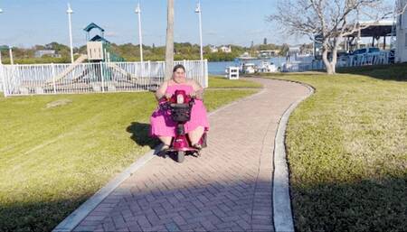 Ivy Davenport: Scooting and Struggling to Walk - MP4 hd