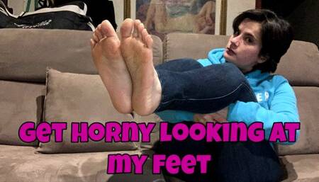 my feet make your cock hard