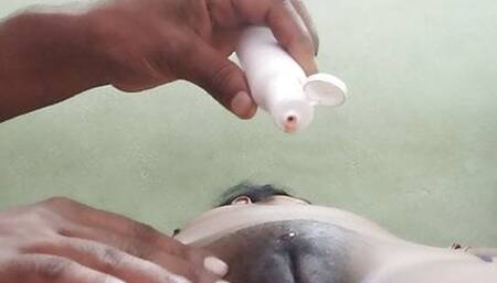 Indian Desi bhabi oil massage