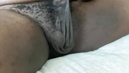 Jacking off to my neighbor doing yard work