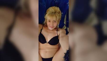 Cougarlishis Milf horny skinny white blonde