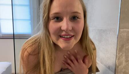 Hey  Sweetheart sieh meinen heißen Dildoritt heute morgen in der Dusche????????????????