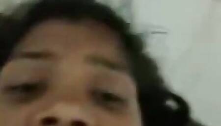 Bhavana bhabhi ko devar ne jamakar choda hotel me le jake or chut me se pani nikala