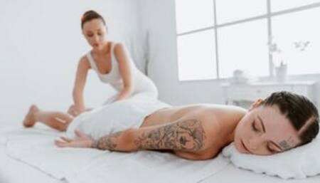 69 facesitting lesbians oil massage