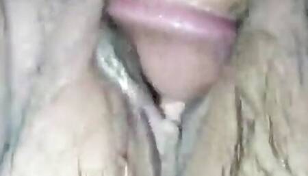 Istri memek tembem enak di entot anget didalem vagina