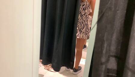 RECORDING A SEXY GIRL IN PUBLIC DRESSING ROOM, I ALMOST CAUGHT 3