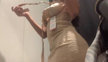 BRUNETTE WITH A BIG ASS IN A CLOTHING STORE YOU CAN SEE HER HUGE ASS IN THONG (BIG ASS, BIG TITS, PANTIE)