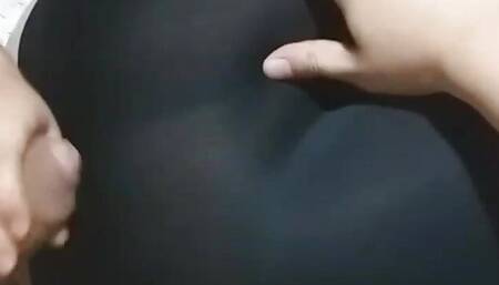 RICOS LEGGINS DE MI AMIGA TERMINAMOS COGIENDO