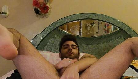 Using a zucchini to satisfy my ass
