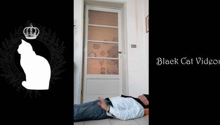 Golden heels trampling by Alice (fullbody view)