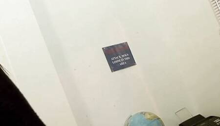 BABE SUCKS CUM OFF MASSIVE DICK AFTER A HOT RIDE