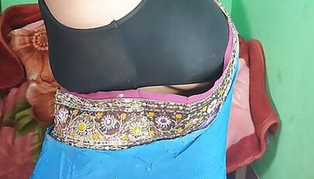 Cucumber fucking by Indian curvy women