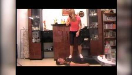 melady jumping on richie