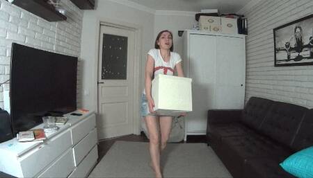 HEAVY BOX FALL DOWN ON MY FOOT  5 (H)