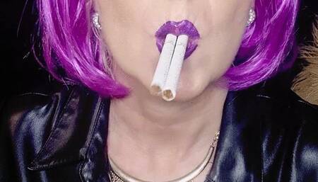 Smoker MIlF treats himself Double smoking pleasure with Davidoff Gold whitefilter, mystic purpel lips and extravagant pink wig*Close up*Leather blouse*big lashes*