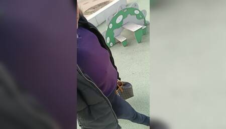 In the public park I masturbate with my dildo