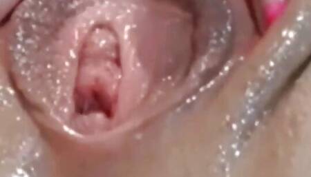 FISTING PUSSY AND ASSHOLE