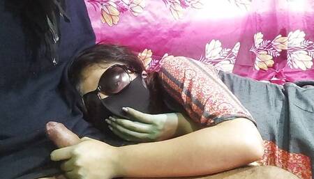 Boyfriend ne girlfriend starkavita ko room me leja kar choda