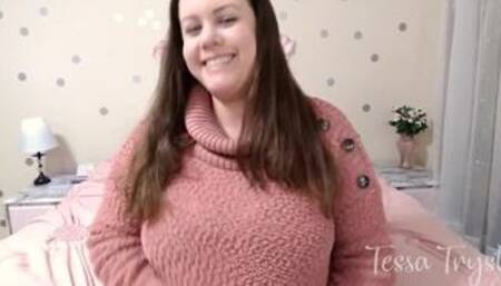 Tessa Tryst – Chubby Mommy Comforts You After Breakup