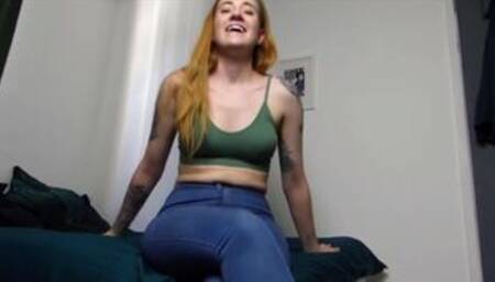 Fiona Dagger - Big Sis lets you jerk it to her ass