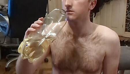 2 Litres of Piss Drinking Fail