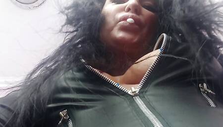 Mistress fuck your face with feet