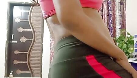 Tamil sexy 18 year old college student sexually excited