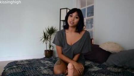 KissingHigh - Mommy in Your Bedroom