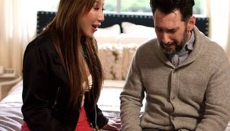 Chinese wife gets back at cheating hubby