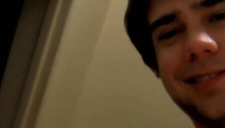 Athletic jock Zack Randall masturbates and cums on his abs