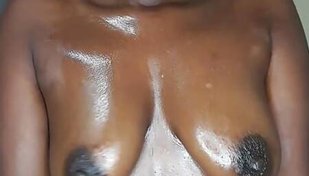 Bubbling_booty horny for a big fat dick that is wat she does when she's horny and no dick around her