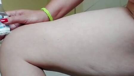 I m always busy in the bathroom inserting random stuff in my pussy lol