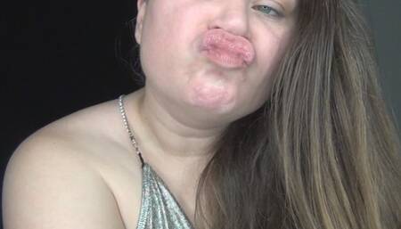 In And Out Of Shower Lip Smelling (MP4) ~ MissDias Playground