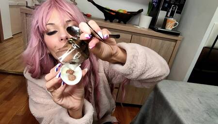 Just me and the fur and swallow a huge load of cum with chocolate