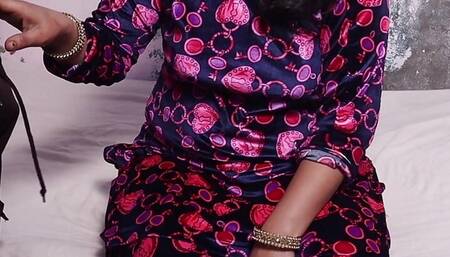 Raamu Ne Punjabi Horny Bhabhi ko Charmsukh Diya, XXX Indian Hindi and Punjabi Dirty Talk Real Sex Video