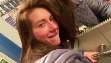 Nymphomaniac neighbor hot public fuck in elevator