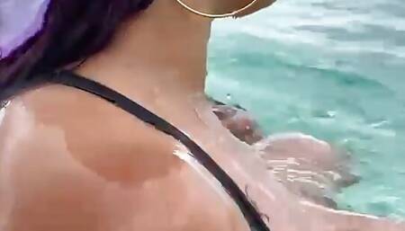 Showing my tits to a cruise ship