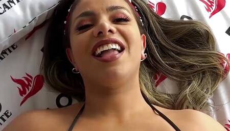 MALE DOLL TIENE SEXO EN EL CUARTO PICANTE