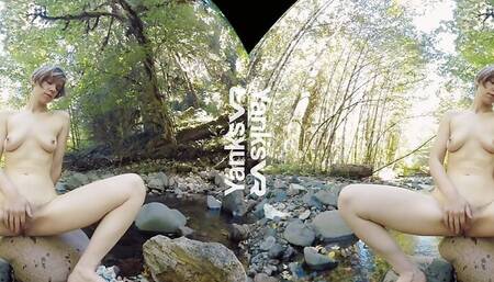 Yanks VR Presents Carmen December's Wet Orgasm