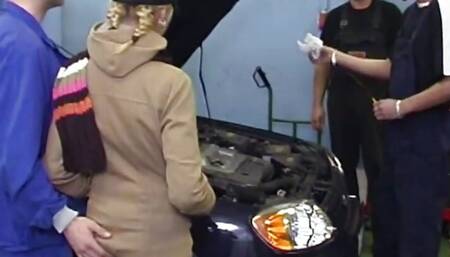 In the workshop I suck my lover's cock!