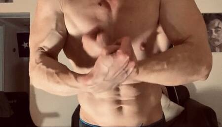 Devon flexes his shredded muscles up close SD