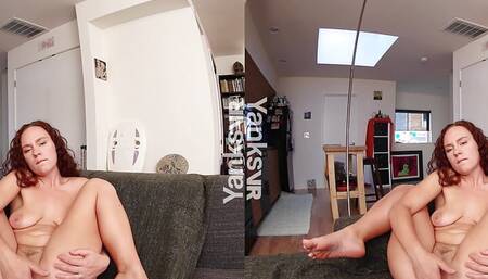 Yanks Amateur Ruby Wood Loves Herself