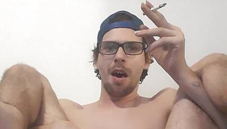 Amateur big cock playing solo