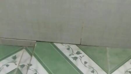 I cum all over the flor