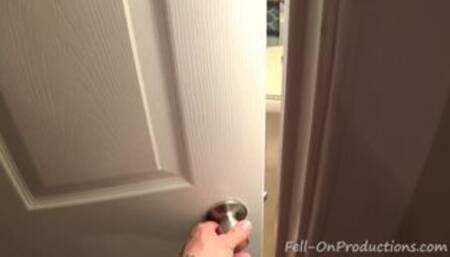 Madisin Lee in Bathing Mommy Needs Cock