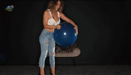 Emma Jean Multiple Types of Popping 15 Balloons 4K (3840x2160)