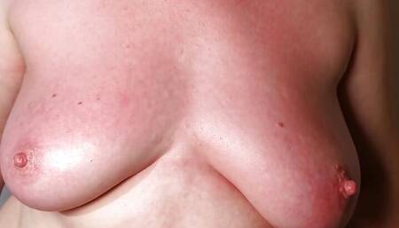 11 hours of titslapping - Part 4 (400 slaps)