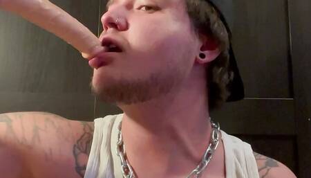Dildo deepthroat