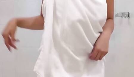 Big ass latina works on her blowjob skills in the shower - Santica Mahito