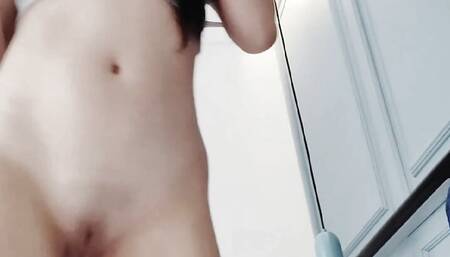 Fresh Kinky teen cannot control herself